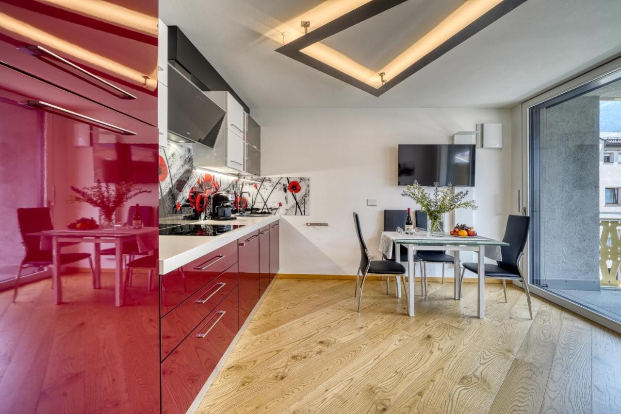 Ferienwohnung Im Zentrum Натурно Экстерьер фото