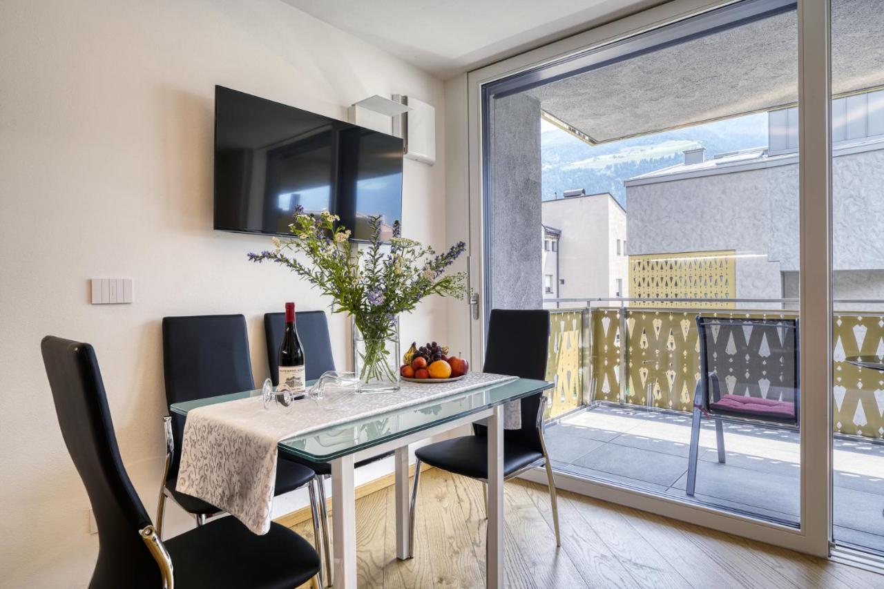 Ferienwohnung Im Zentrum Натурно Экстерьер фото