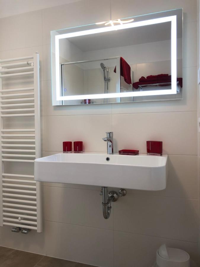 Ferienwohnung Im Zentrum Натурно Экстерьер фото